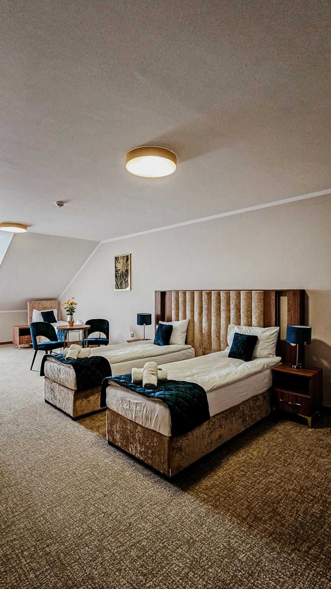 Pensjonat Miedziana Perla Lubin Lubiń Exterior foto